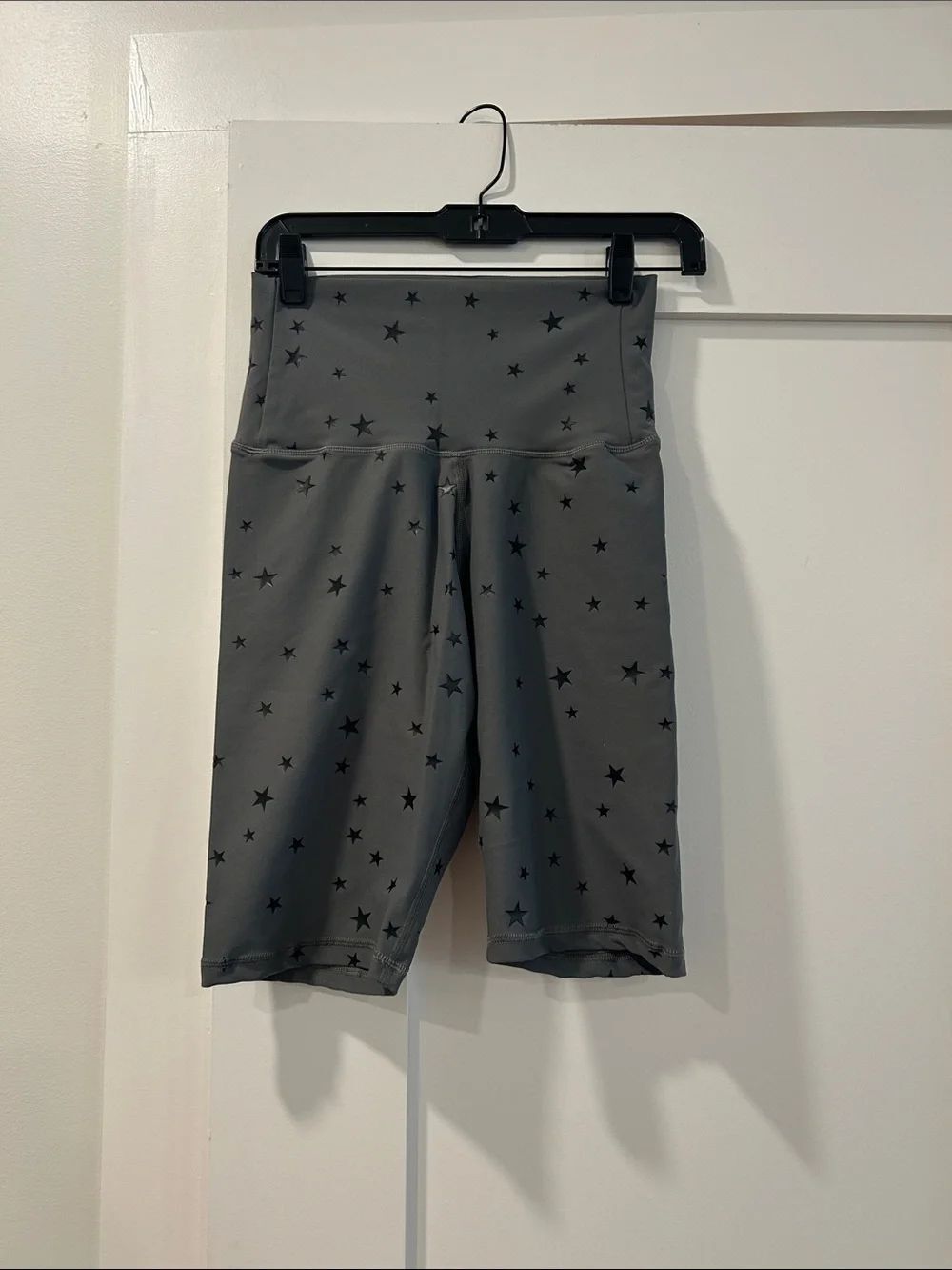 CHRLDR Gray w Black Stars Bike Shorts, Size Large